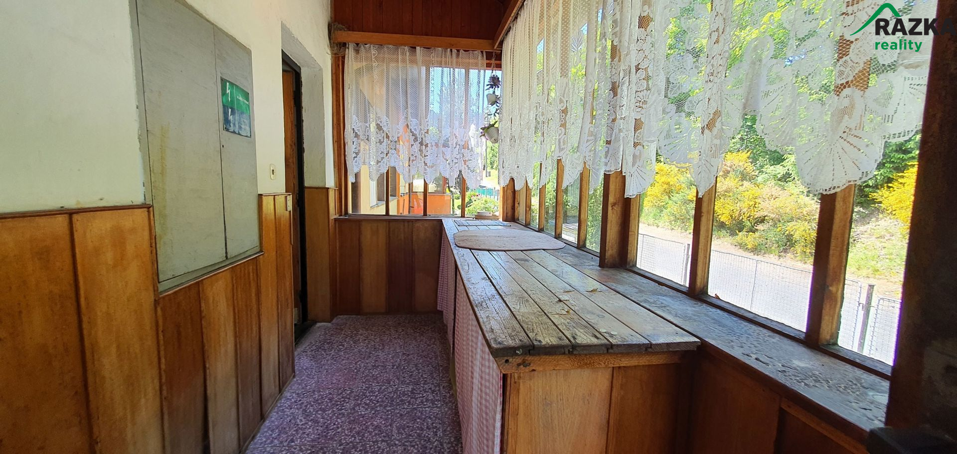 Prodej RD 4+1(200m2) se zahradou Velké Dvorce, okr.Tachov - obrázek č.2