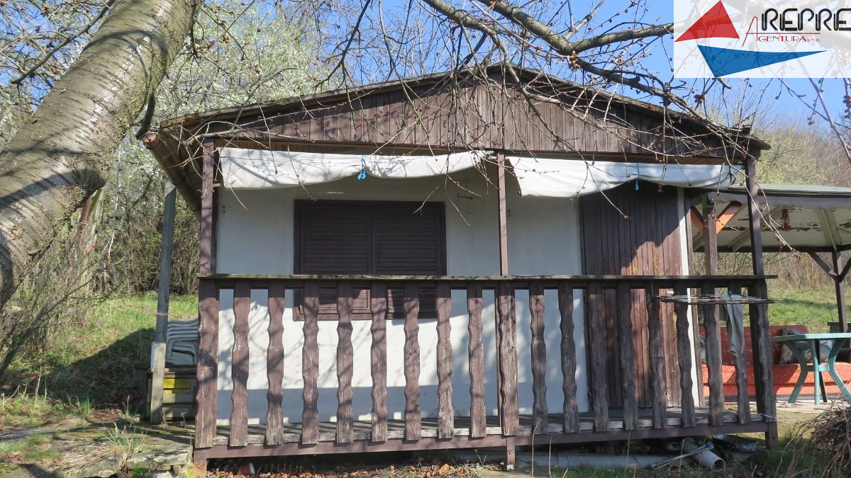 Litoměřice - prodej zahrady s chatou - titulní obrázek--
