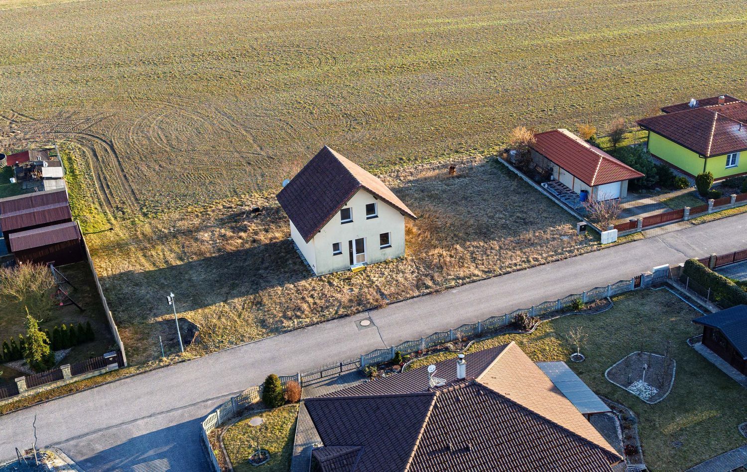 Prodej rozestavěného domu s pozemkem v Trnově - Houdkovicích - obrázek č.8