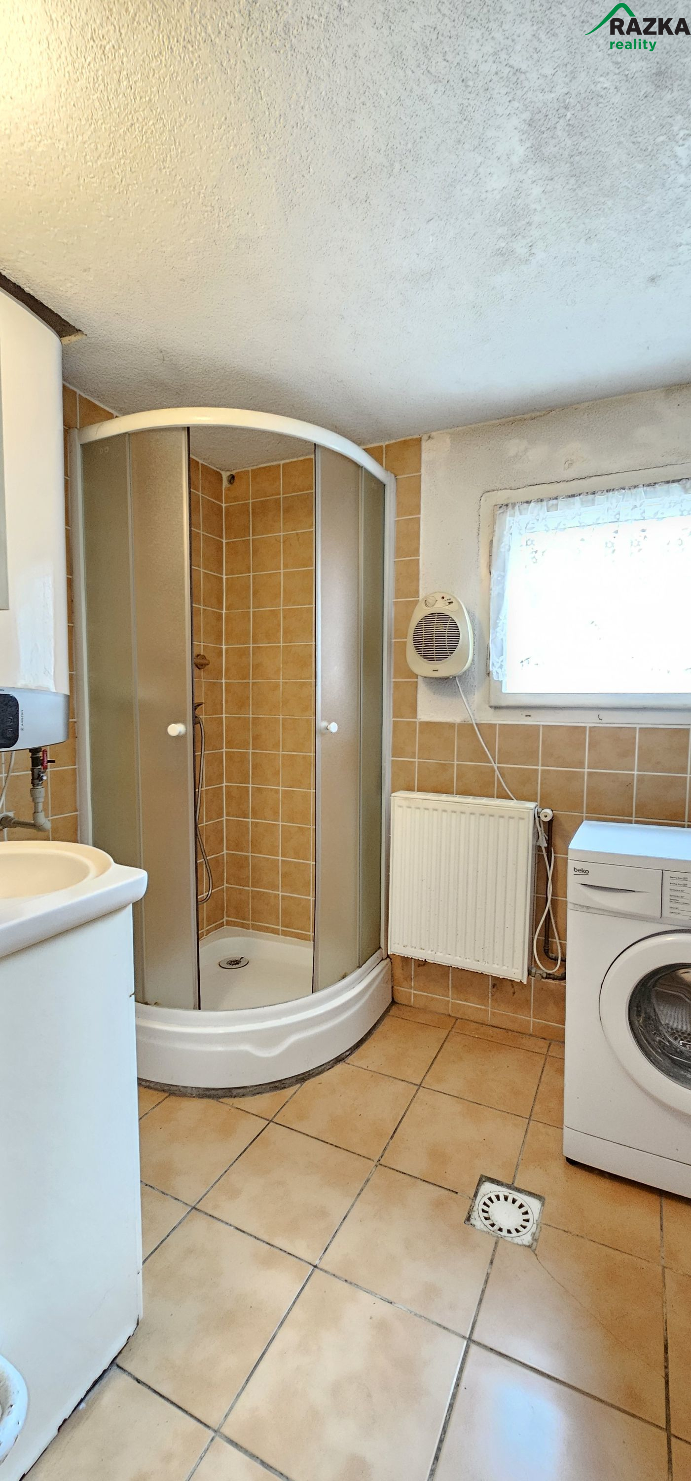 RD 3+1 s garáží Tachov, ul. Tovární - obrázek č.8