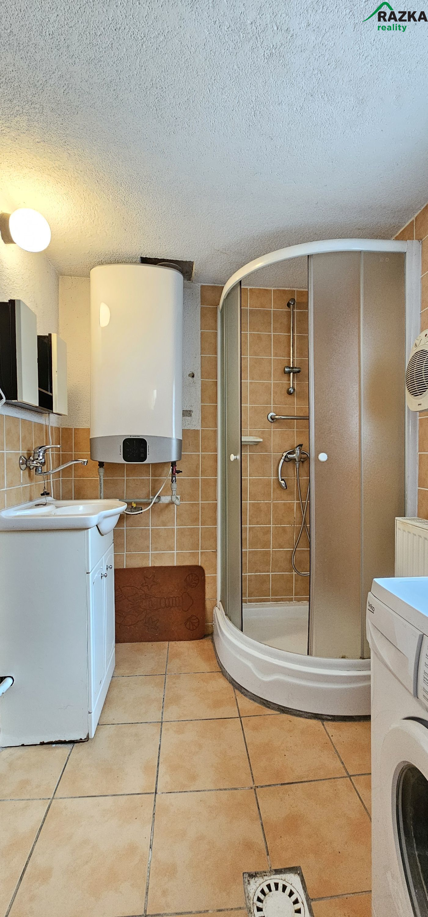 RD 3+1 s garáží Tachov, ul. Tovární - obrázek č.11