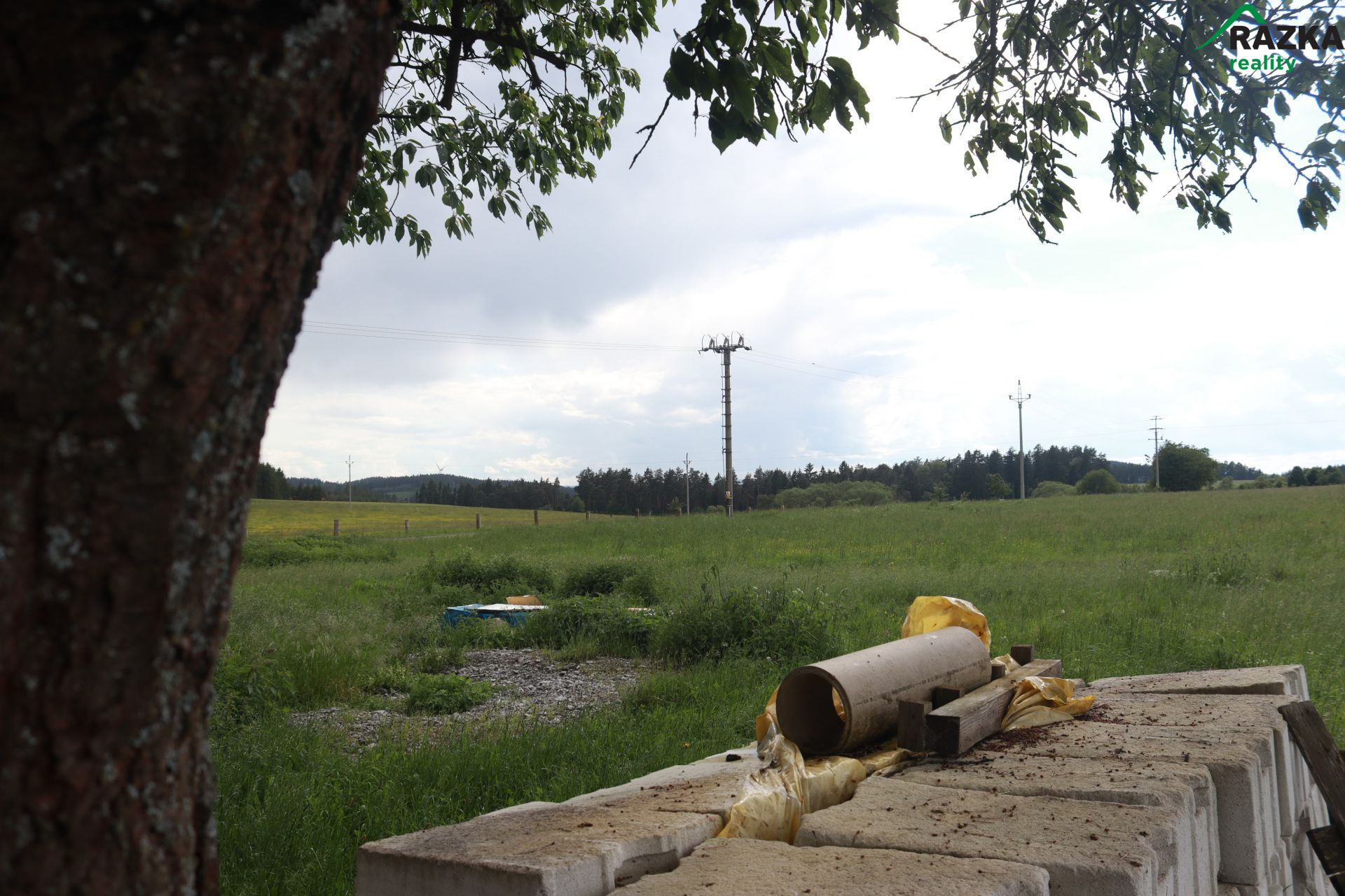 Prodej stavebního pozemku 663 m2 Svahy, Planá - obrázek č.3