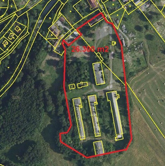 Prodej býv. zeměď. areálu u města Šternberk - titulní obrázek--