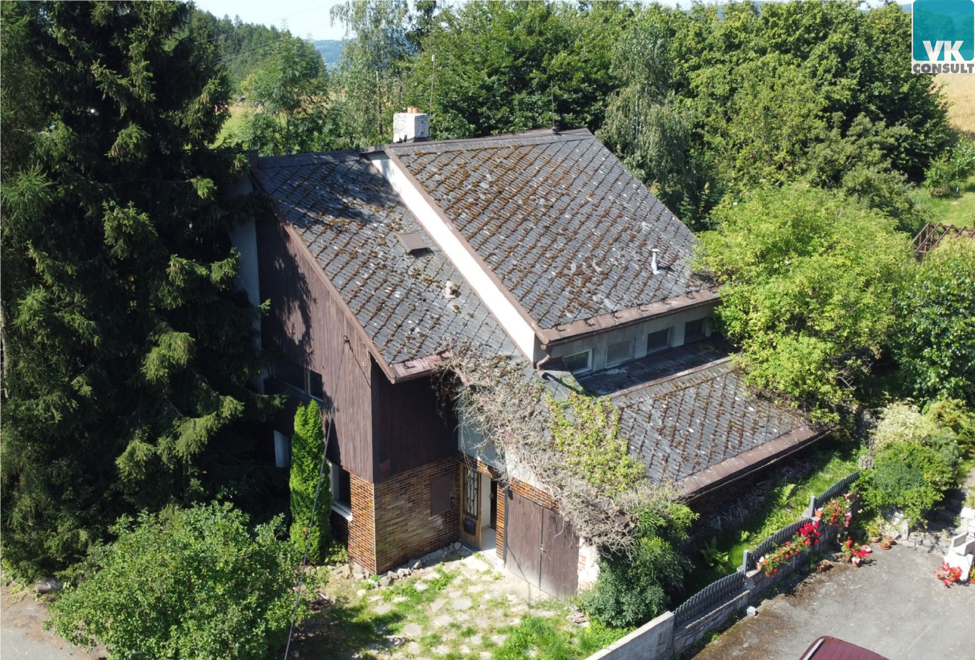 Písařov - prodej RD 9+1 s garaží a zahradou 627 m2 - obrázek č.16