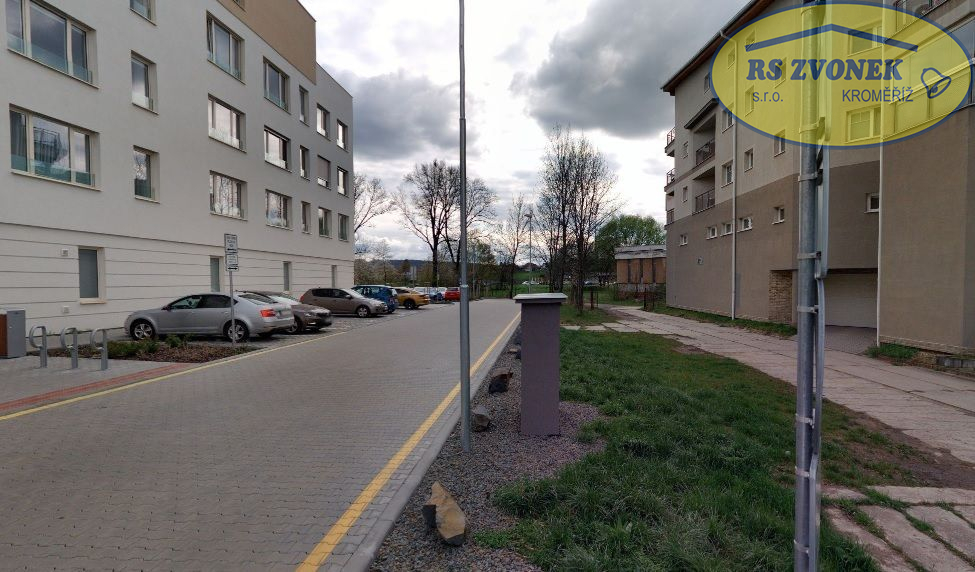 Pronájem parkovacího stání, Obvodová, KM - obrázek č.3