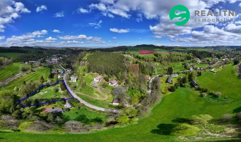 Rovinatá stavební parcela cca 350 m2 s rozlehlou zahradou - obrázek č.4