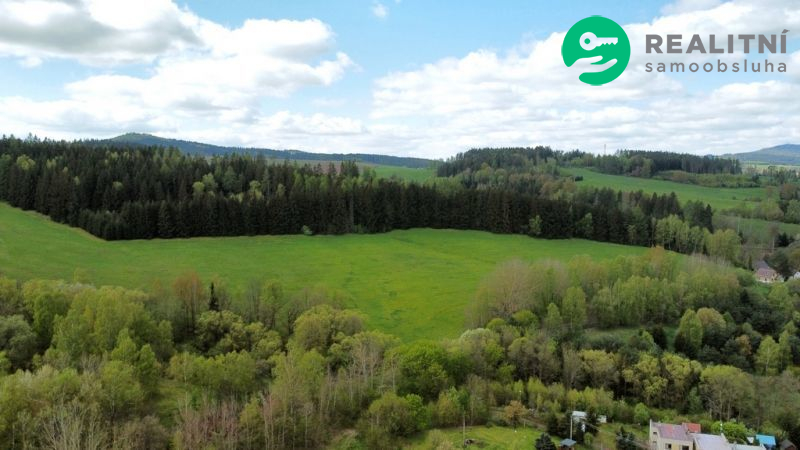 Rovinatá stavební parcela cca 350 m2 s rozlehlou zahradou - obrázek č.13