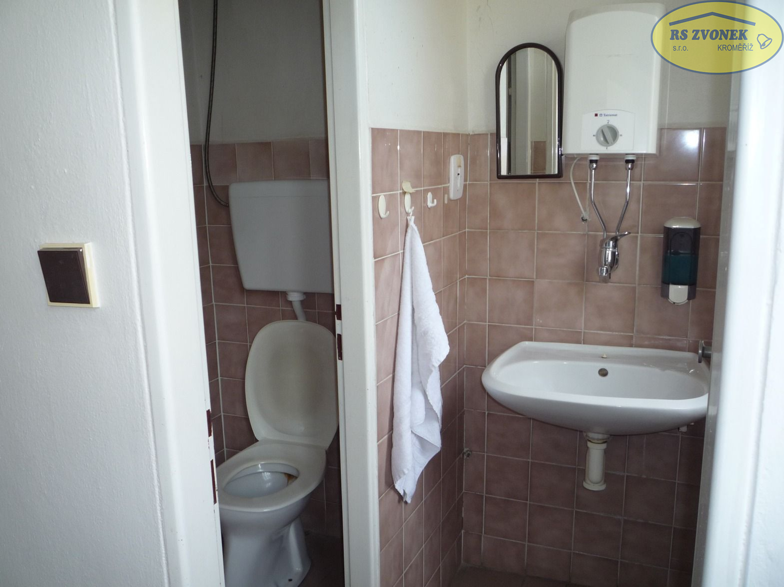 Pronájem kanceláře (16,4 m2) Vejvanovského, Kroměříž - obrázek č.6