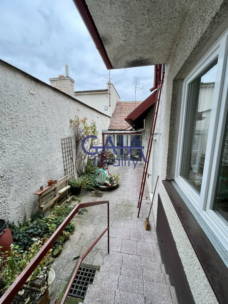 Ideální bydlení pro dvě generace nebo investice - obrázek č.16