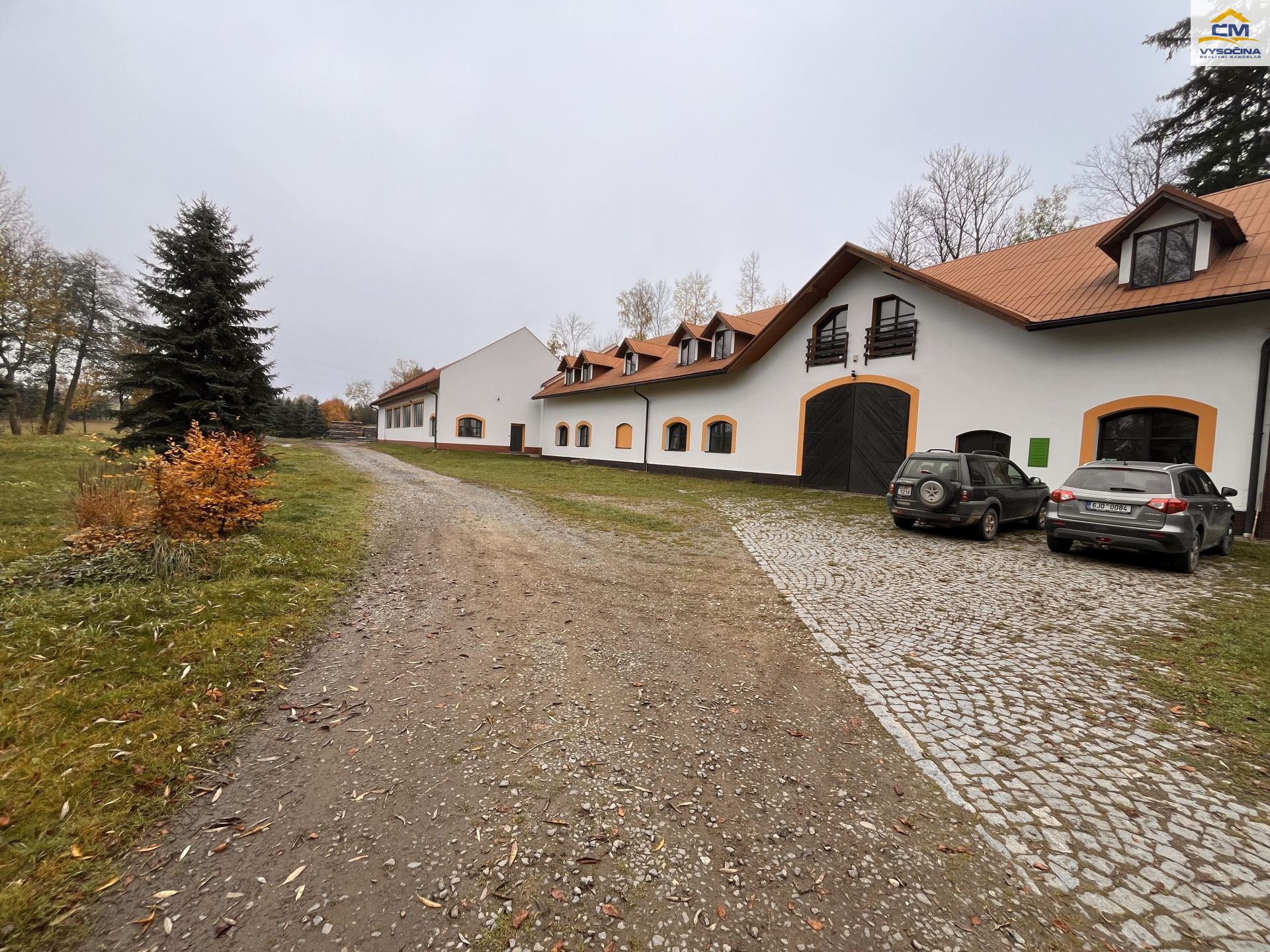 Pronájem zateplené haly v České Bělé - obrázek č.2