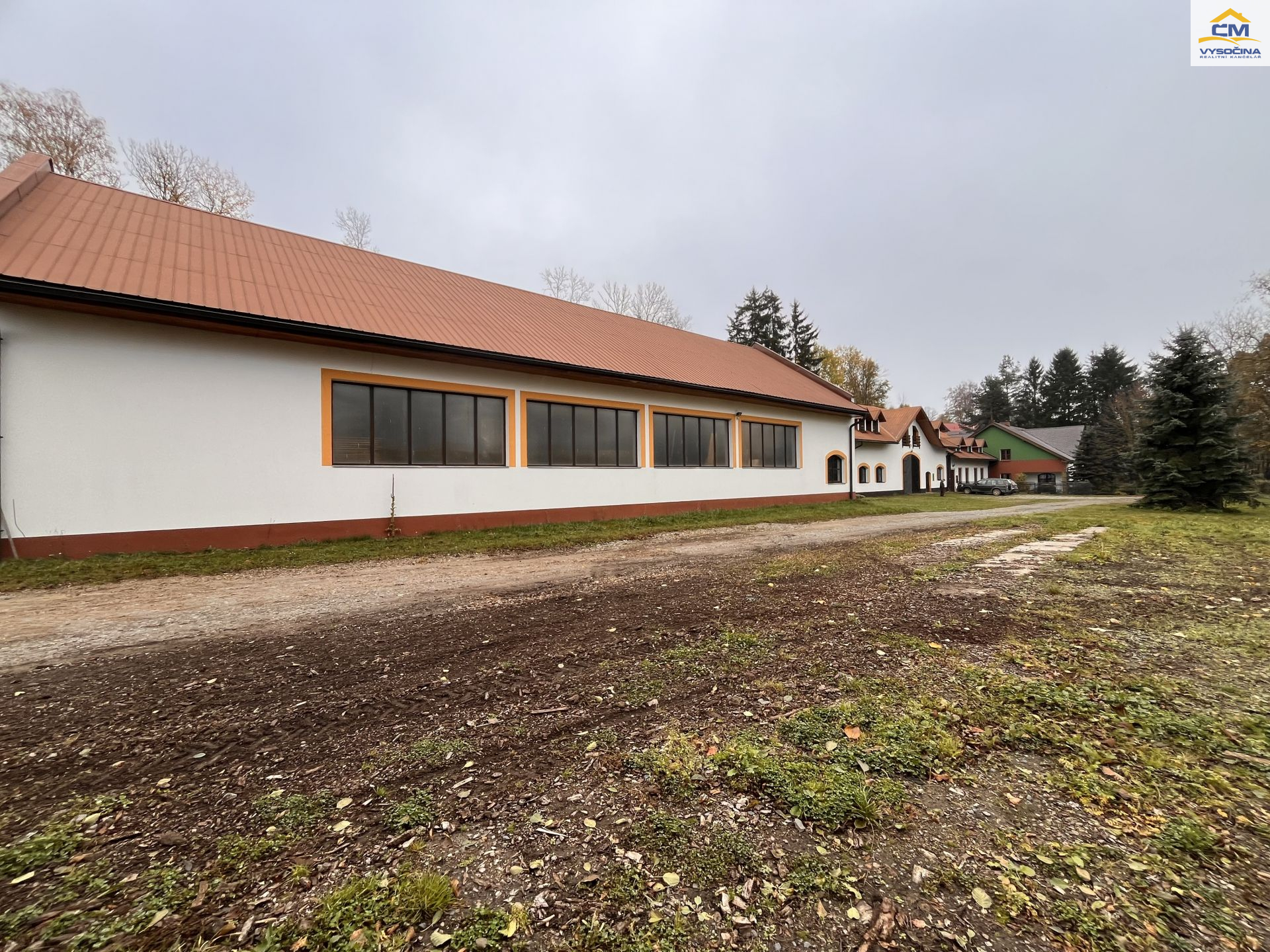 Pronájem zateplené haly v České Bělé - obrázek č.7