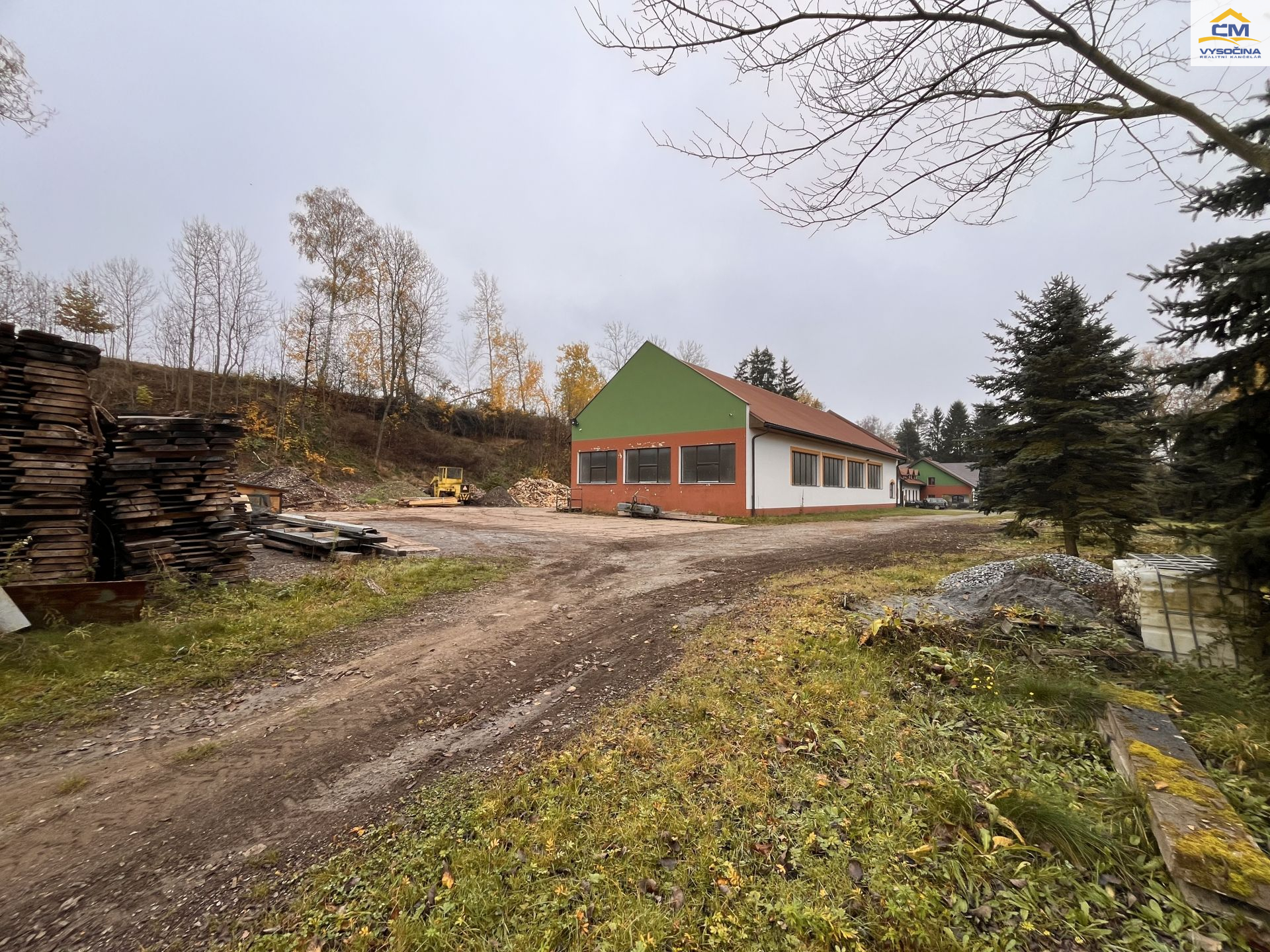 Pronájem zateplené haly v České Bělé - obrázek č.8