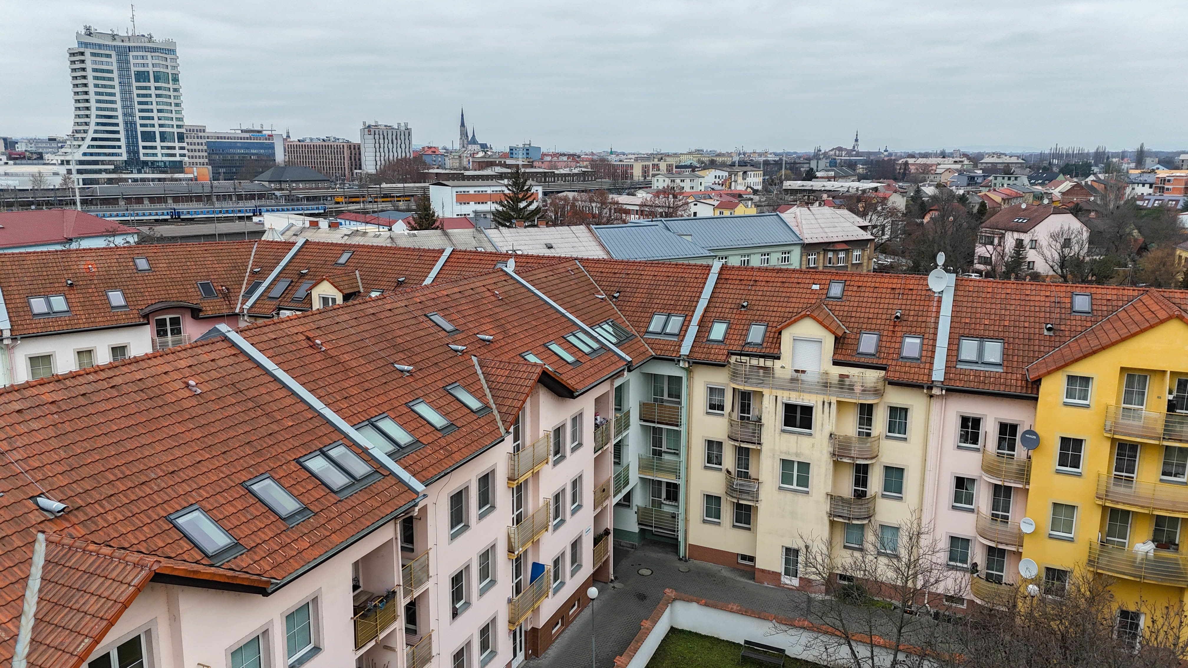 Prodej pěkného prostorného bytu 3+1 v Olomouci, ul.Jiráskova - obrázek č.18