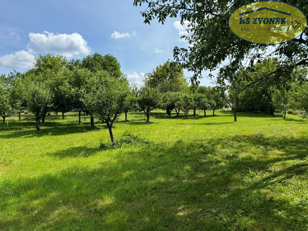Prodej zahrady 412 m2 Těšánky (okr. Kroměříž) - titulní obrázek--