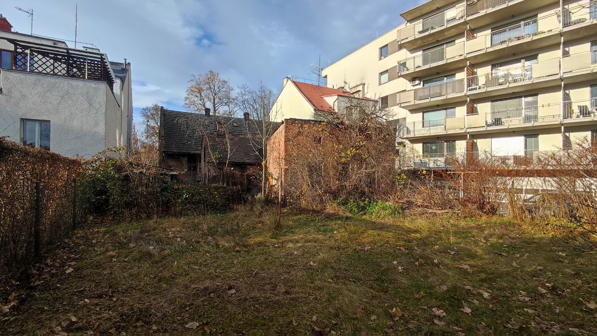 Starší RD s pozemkem 612m2 v centru Hradce Král.- Horova ul. - obrázek č.6