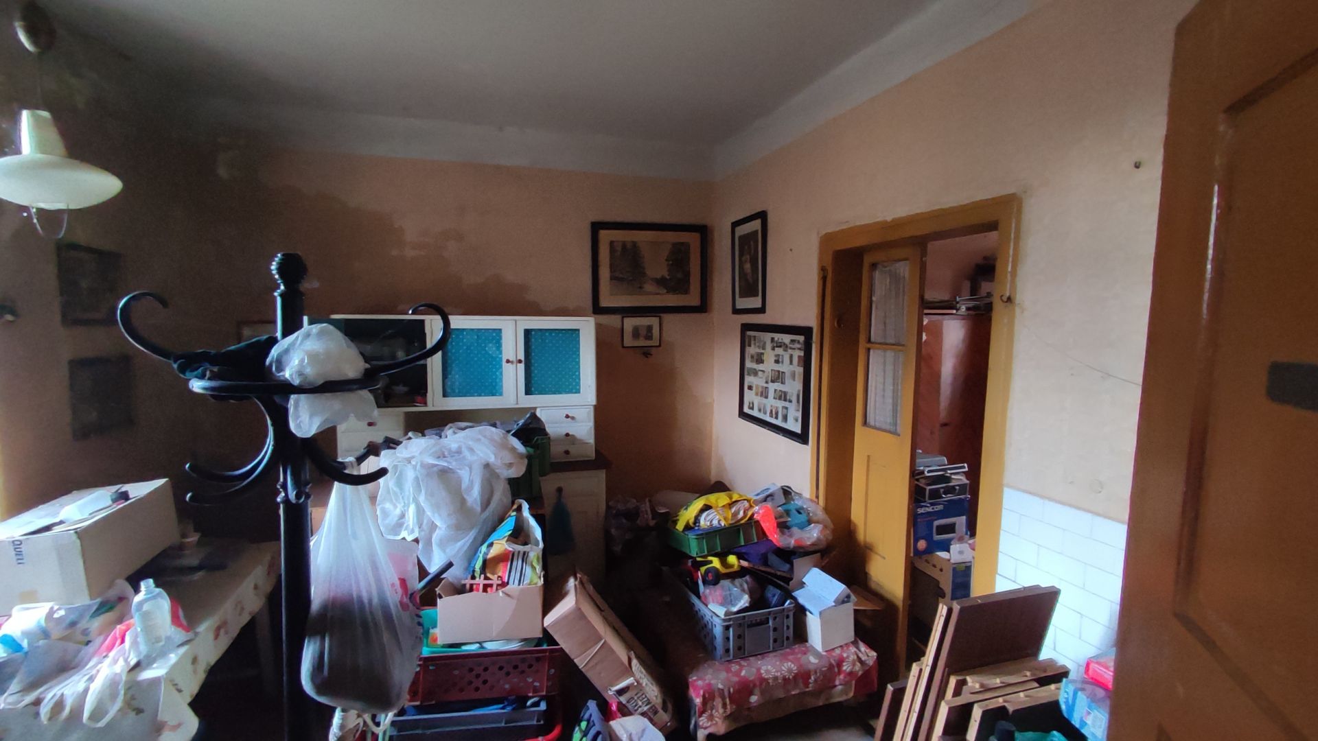 Starší RD s pozemkem 612m2 v centru Hradce Král.- Horova ul. - obrázek č.13