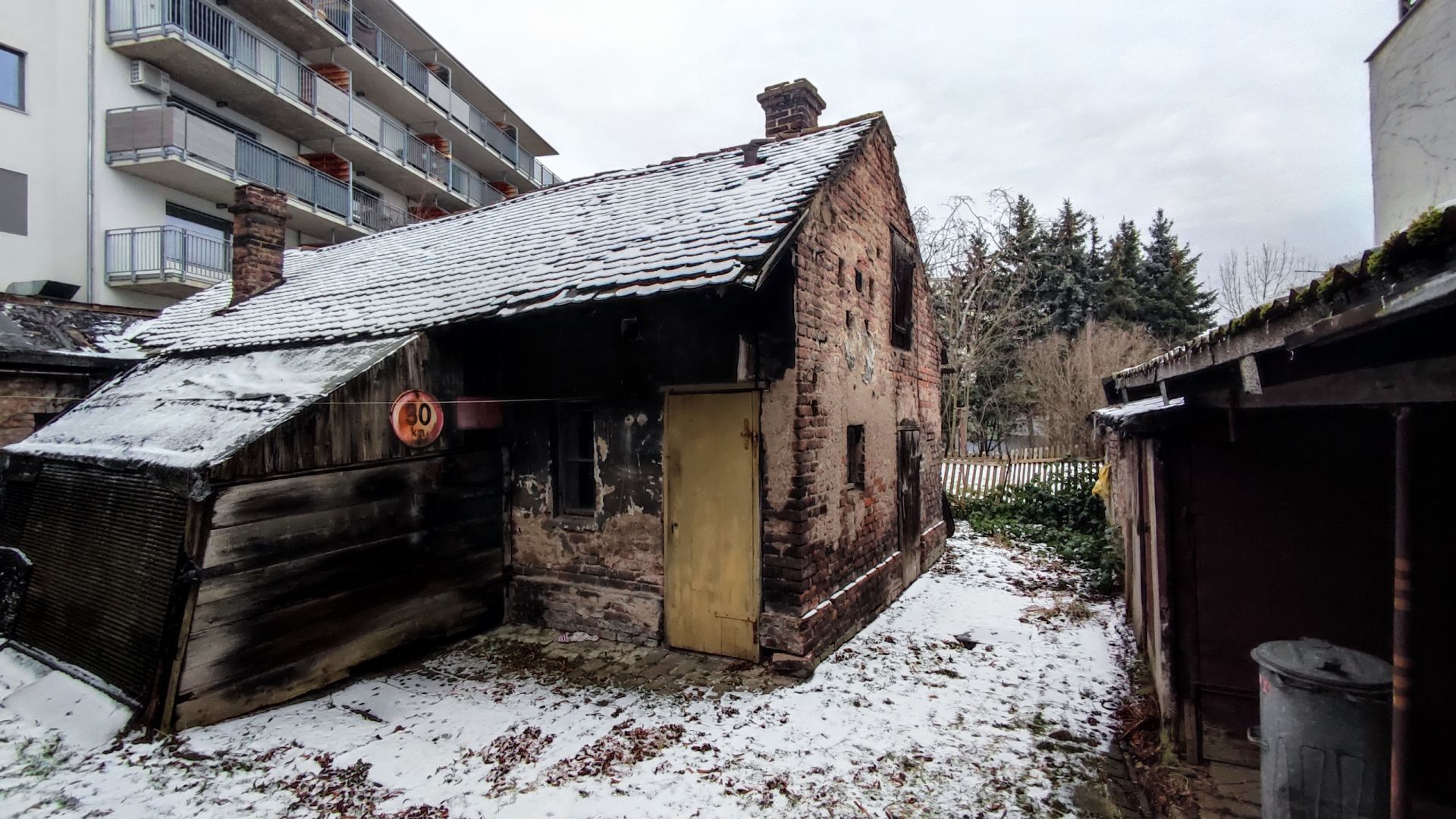 Starší RD s pozemkem 612m2 v centru Hradce Král.- Horova ul. - obrázek č.14