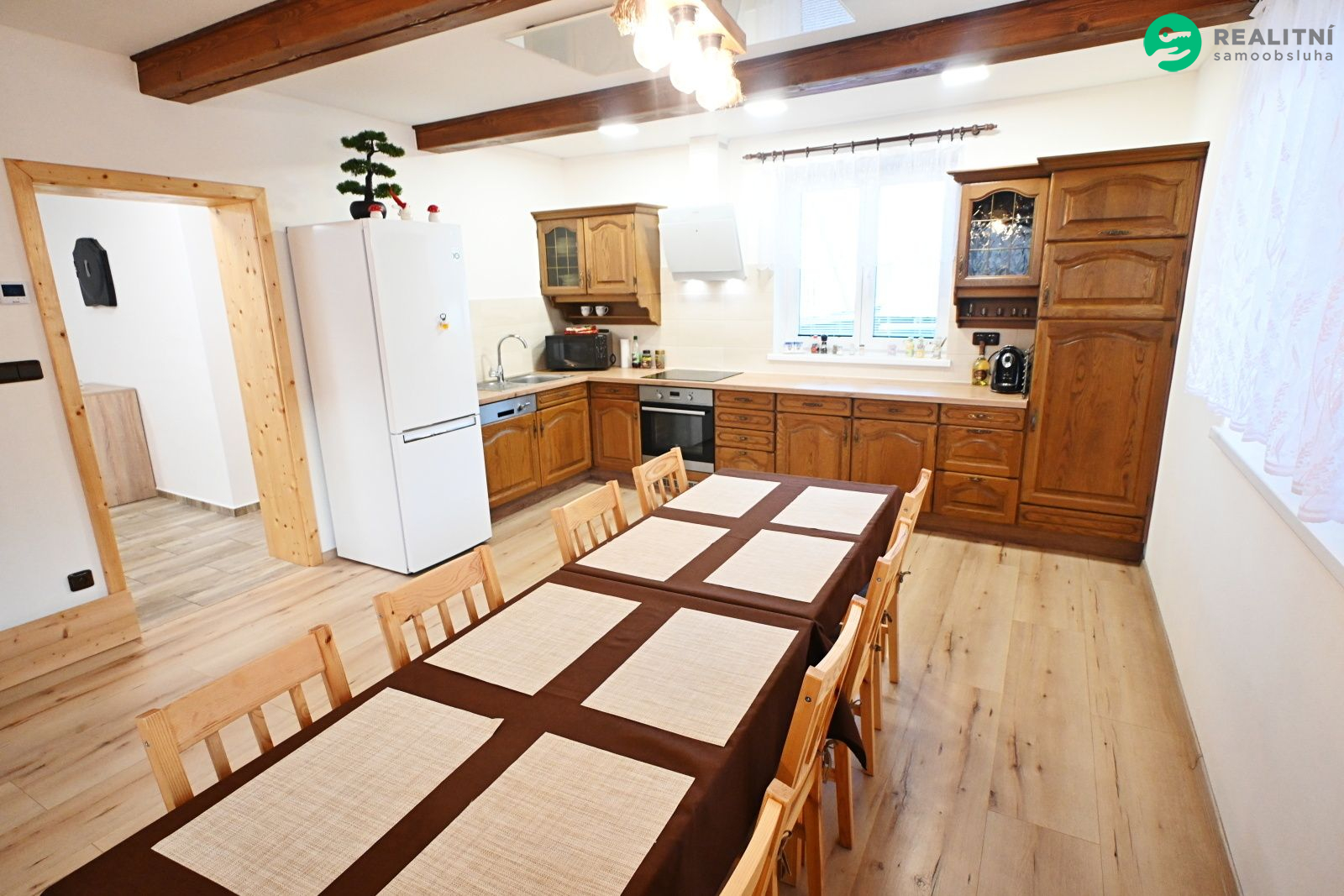 Prodej rodinného domu 142 m2, pozemek 818 m2. - obrázek č.5