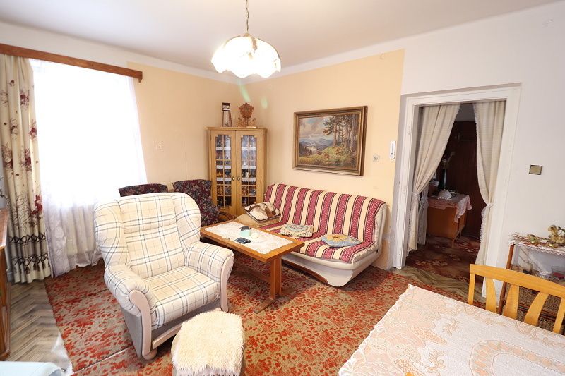 Starší rodinný dům, Roudnice, okr. Hradec Králové - obrázek č.4