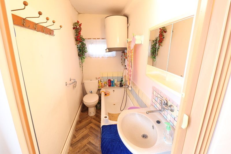 Starší rodinný dům, Roudnice, okr. Hradec Králové - obrázek č.9