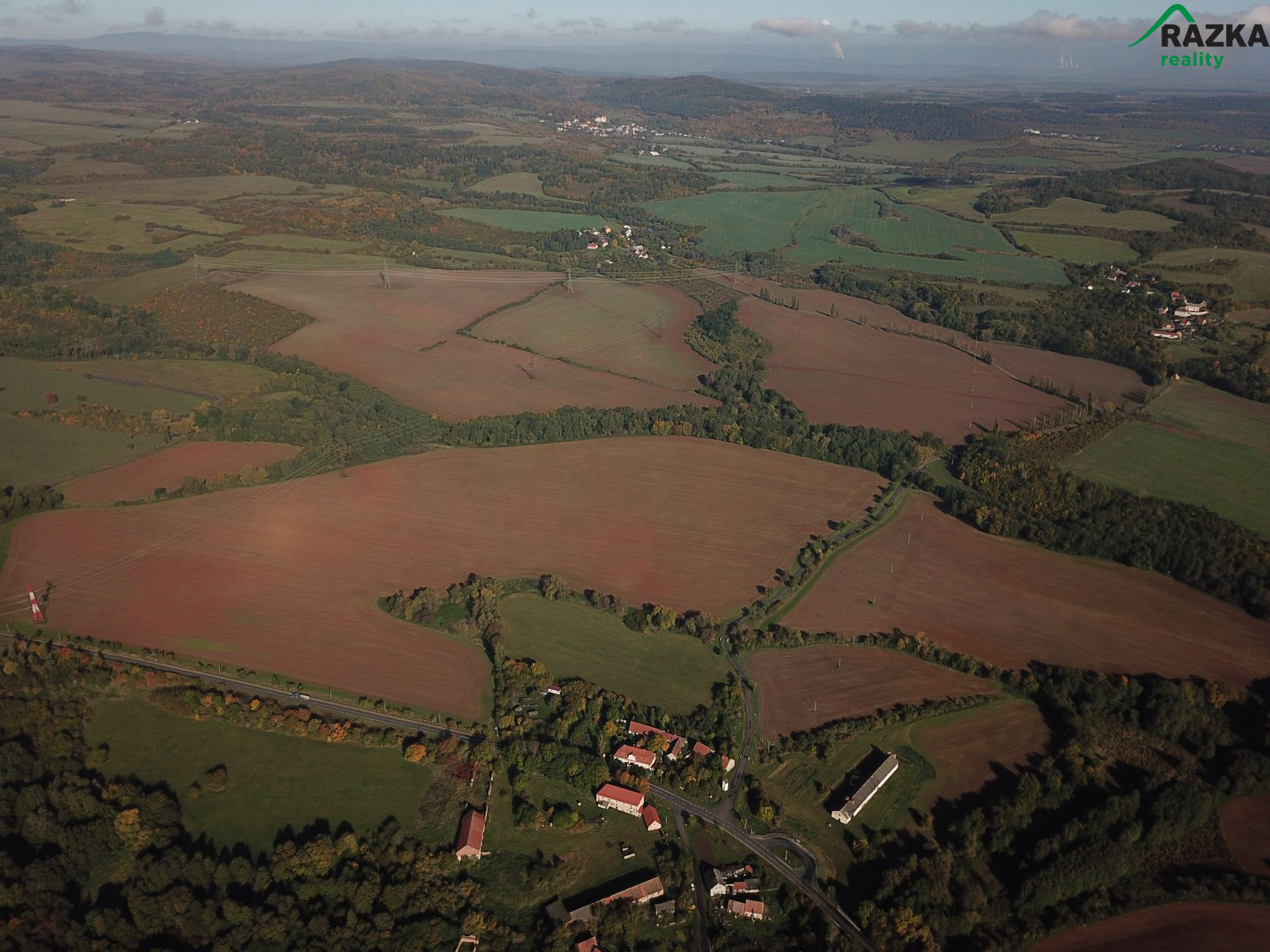 400 ha zemědělské půdy, včetně statku a stavebních parcel - obrázek č.2