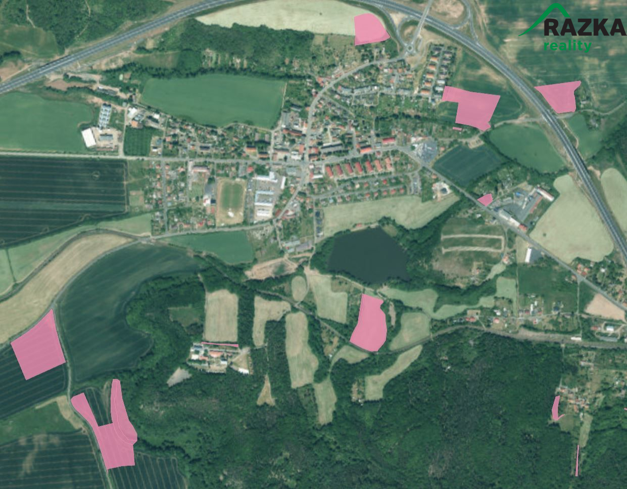 400 ha zemědělské půdy, včetně statku a stavebních parcel - obrázek č.10