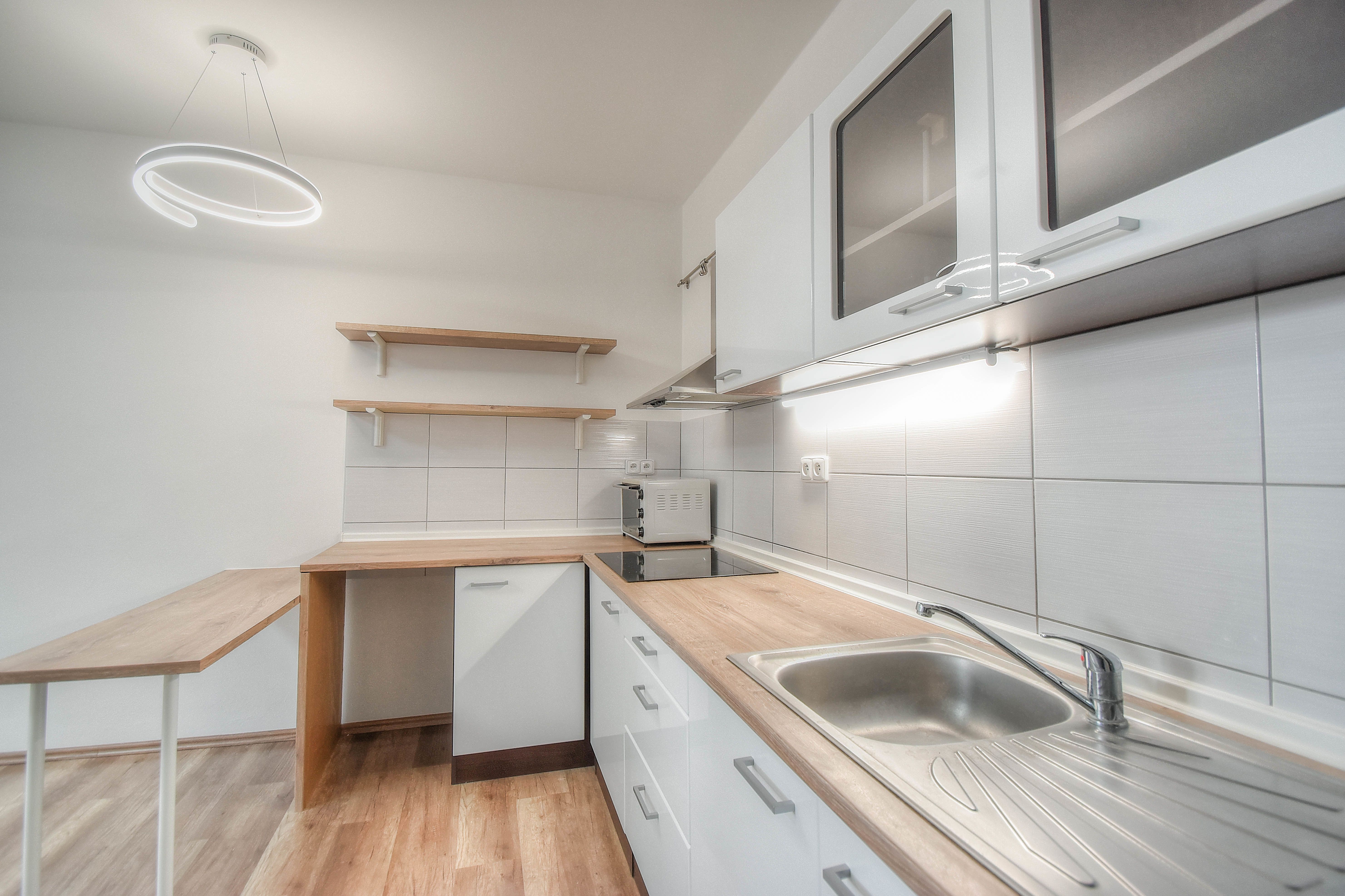 Prodej cihlového bytu 2+kk v Olomouci, ul. Ktp. Nálepky - obrázek č.5