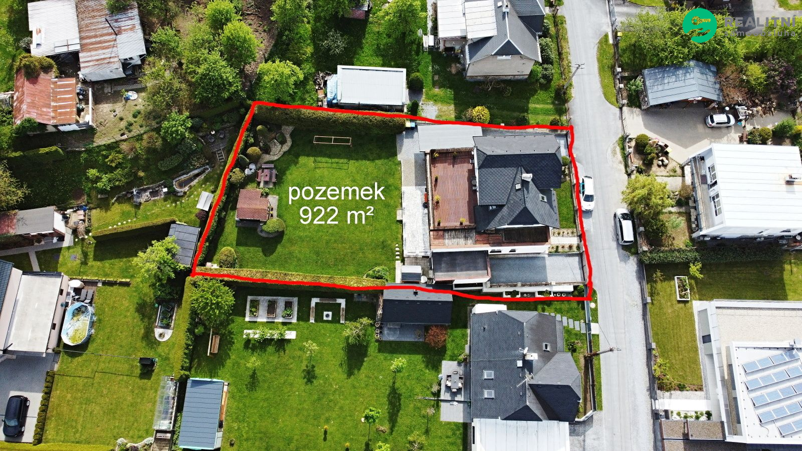 Prodej rodinného domu, 300 m², pozemek 922 m². - obrázek č.26