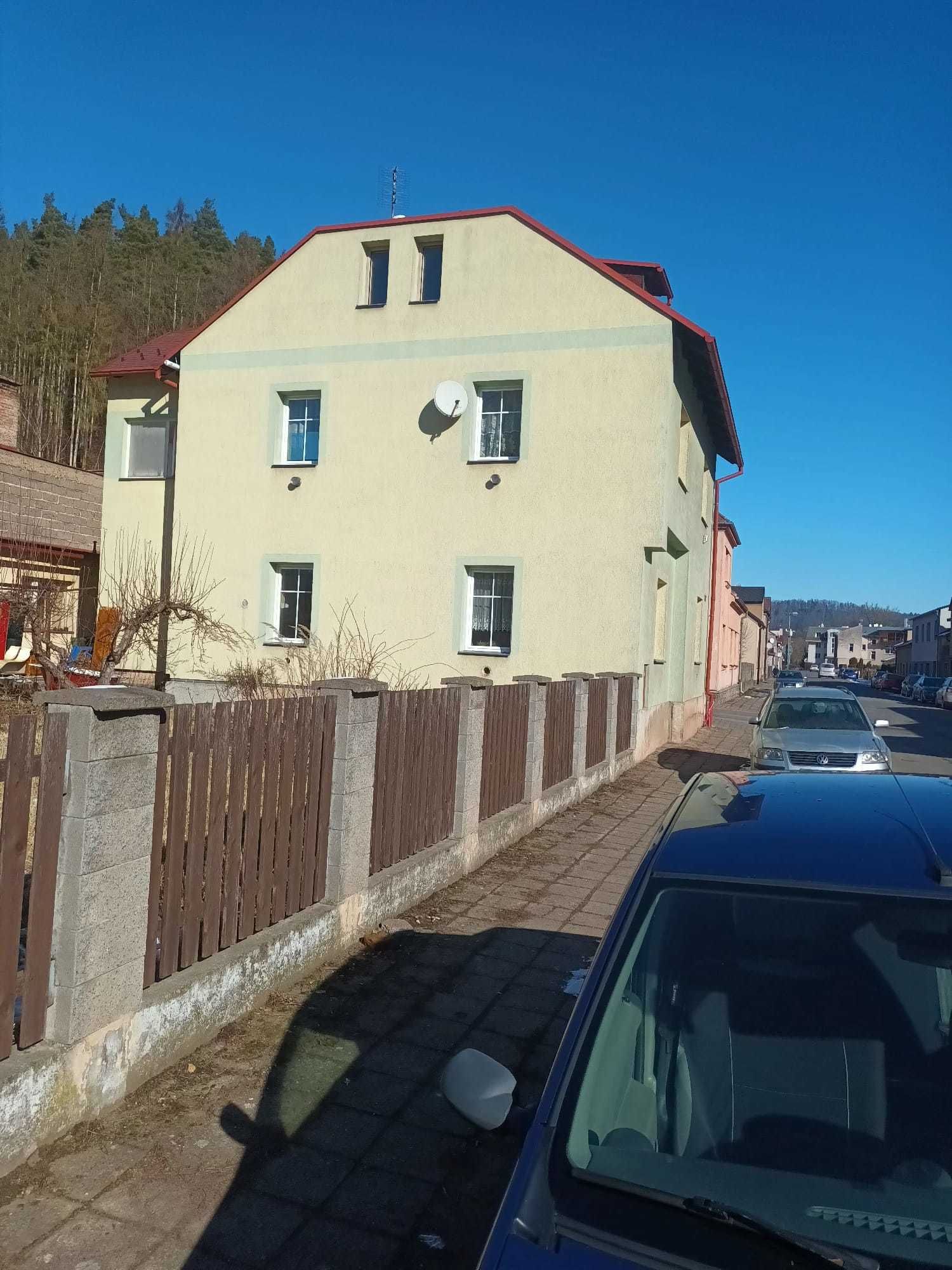 Pronájem BJ 2+1 v RD Hronov, Padolí - obrázek č.2