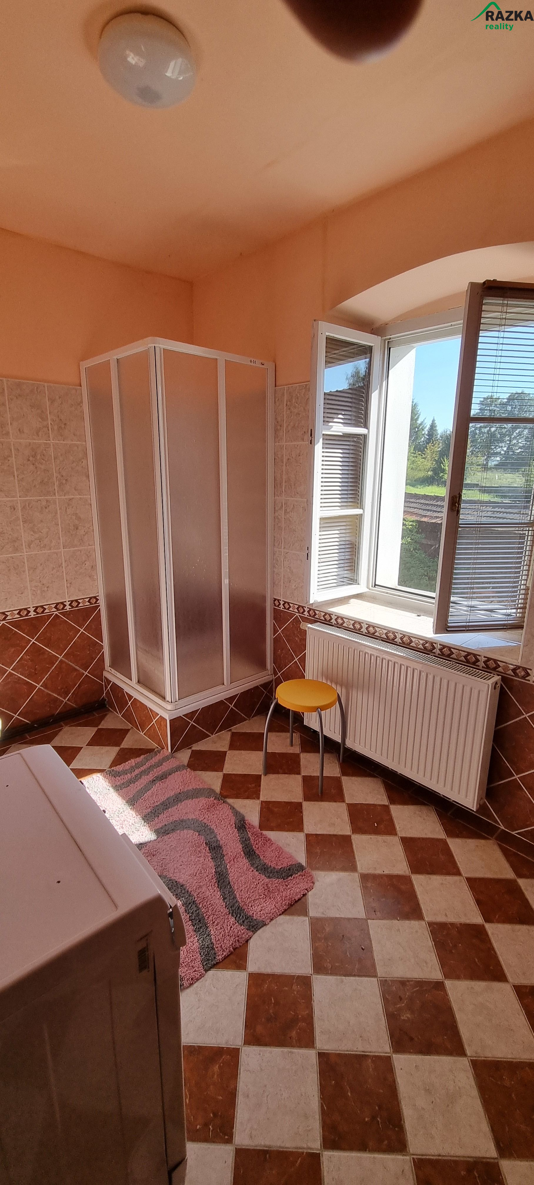 Zemědělská usedlost s rozlehlými pozemky - Dolní Jadruž - obrázek č.17