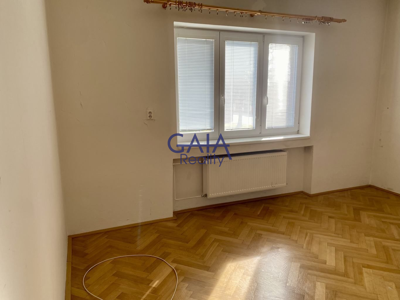 Pronájem prostorného bytu 2+1 (73 m²) blízko centra - obrázek č.3