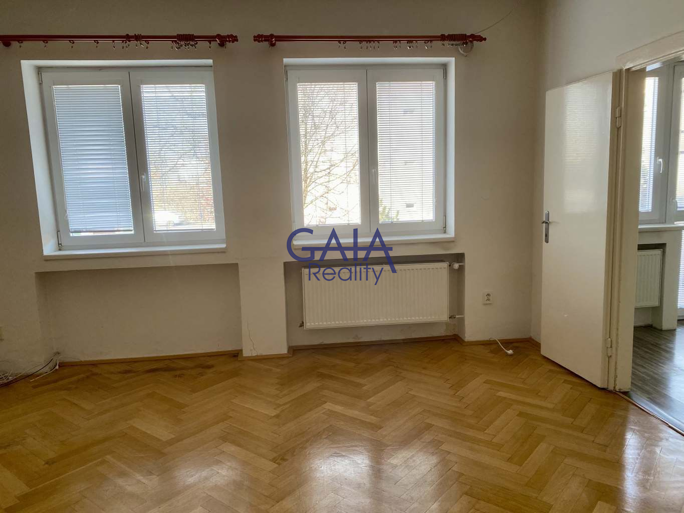 Pronájem prostorného bytu 2+1 (73 m²) blízko centra - obrázek č.7