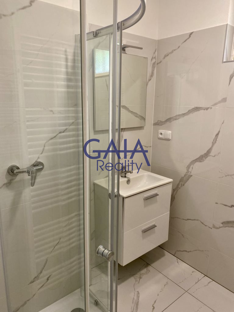 Pronájem prostorného bytu 2+1 (73 m²) blízko centra - obrázek č.8