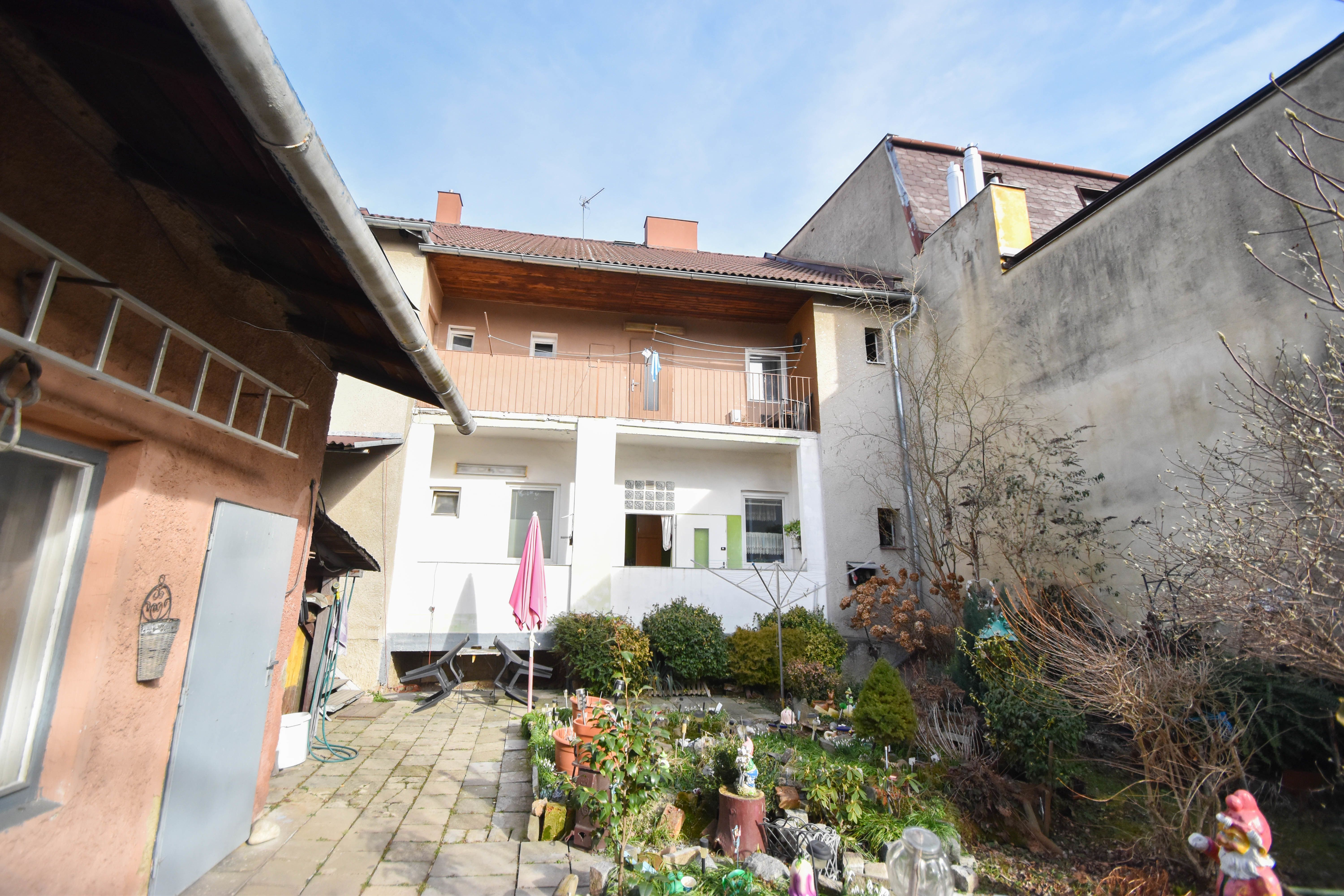 Prodej RD se dvěma byty a velkou zahradou v Olomouci - obrázek č.8