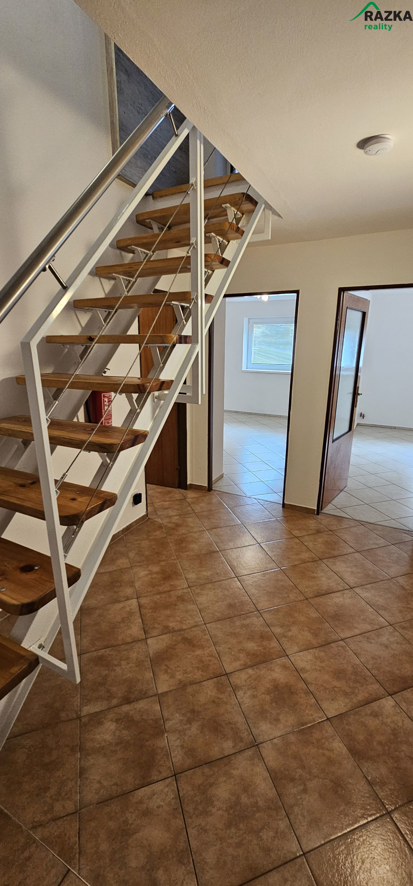 Mezonetový byt 3+1 se zahradou Studánka, okr. Tachov - obrázek č.11