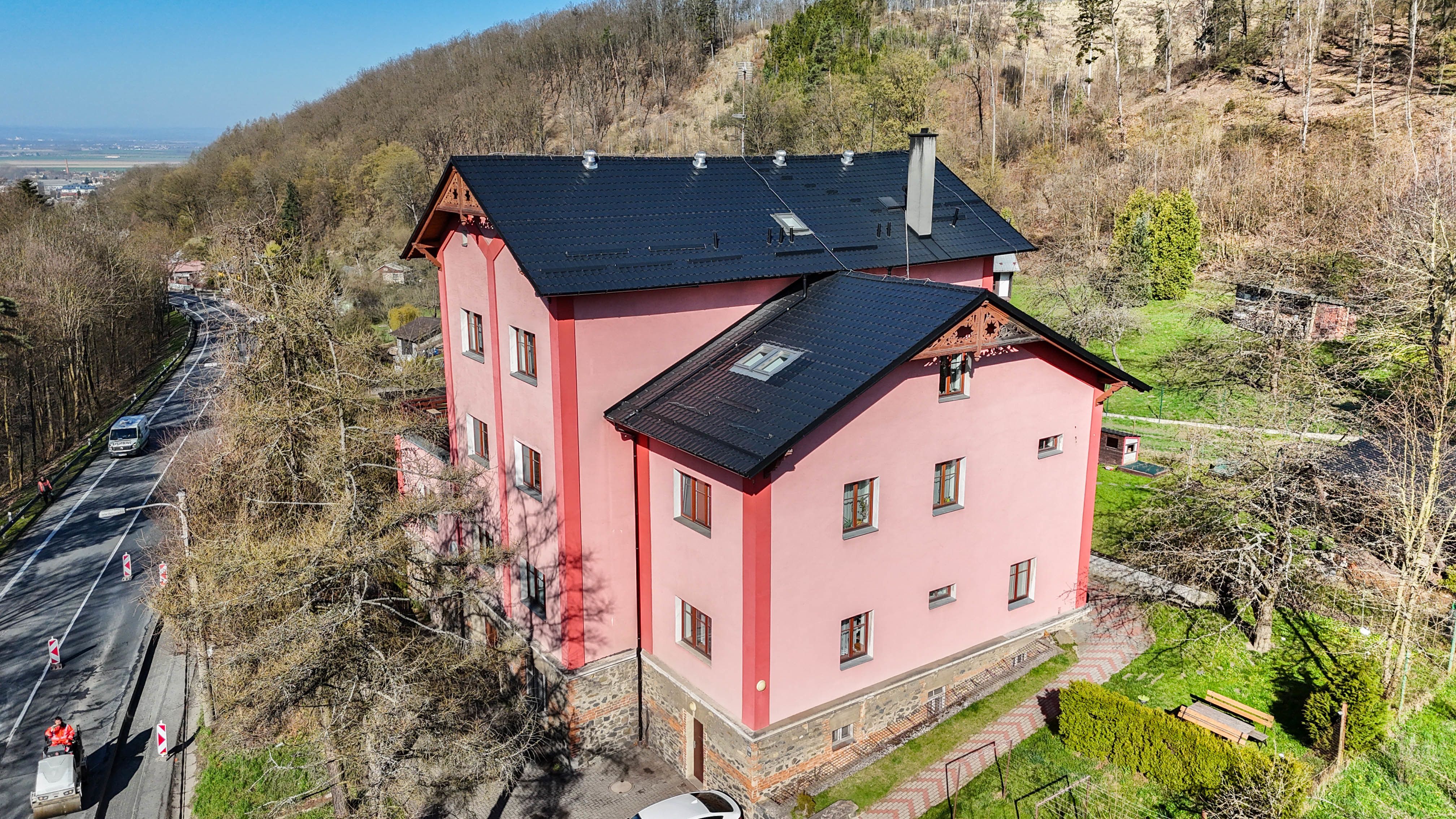 SLEVA! Byt 2+kk 63m2 po rekonstrukci Šternberk - titulní obrázek--