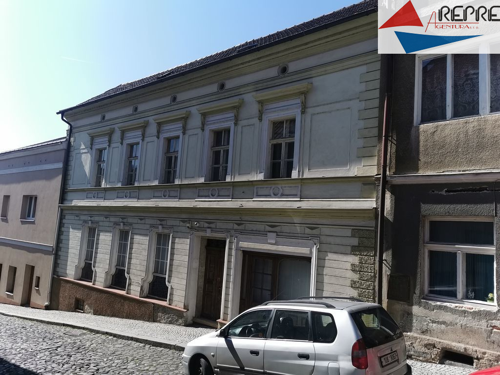 Benešov nad Ploučnicí - prodej rodinného domu - titulní obrázek--