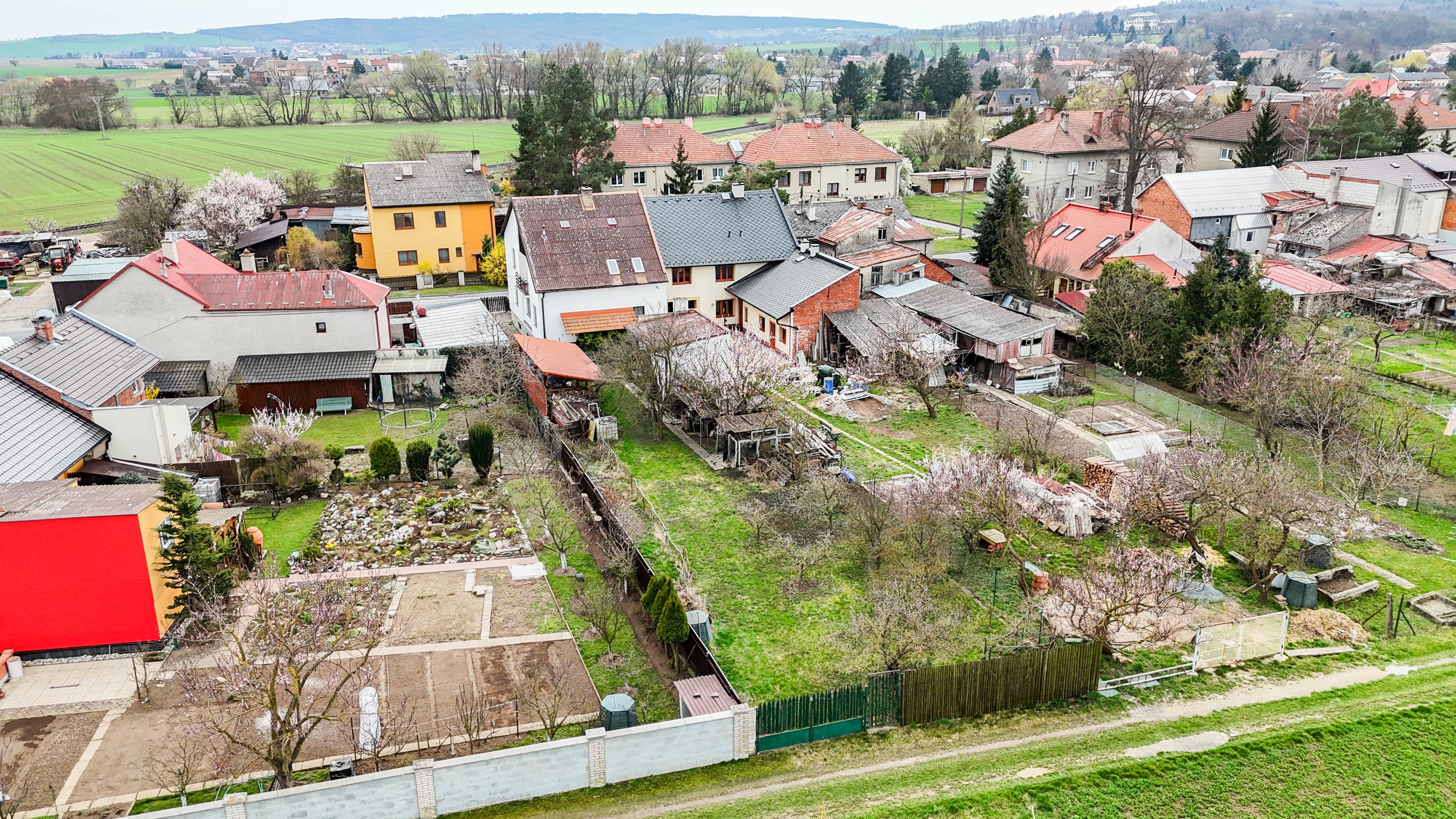 Prodej prostorného RD se zahradou a garáží v Náměšti na Hané - obrázek č.6