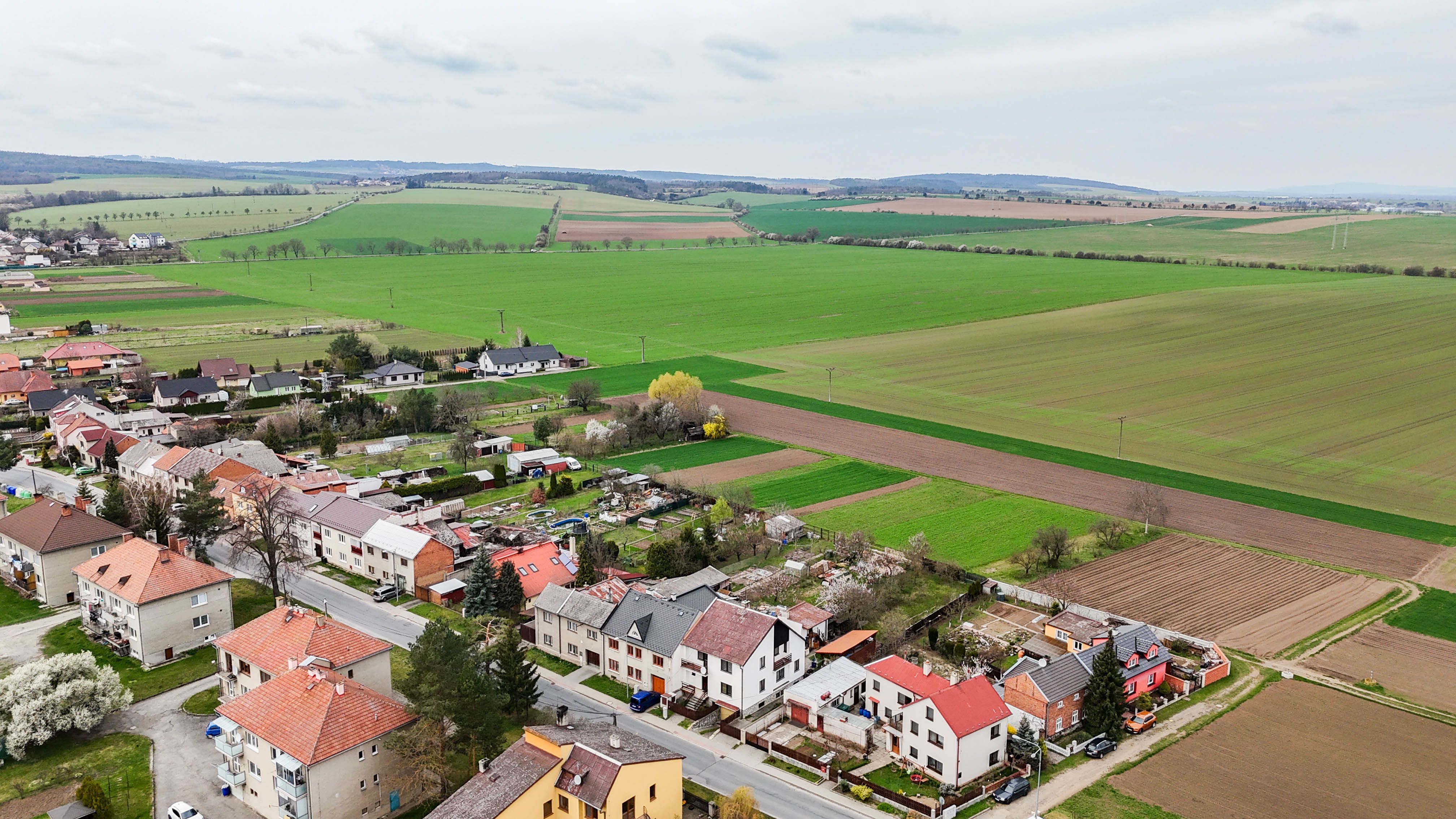 Prodej prostorného RD se zahradou a garáží v Náměšti na Hané - obrázek č.7