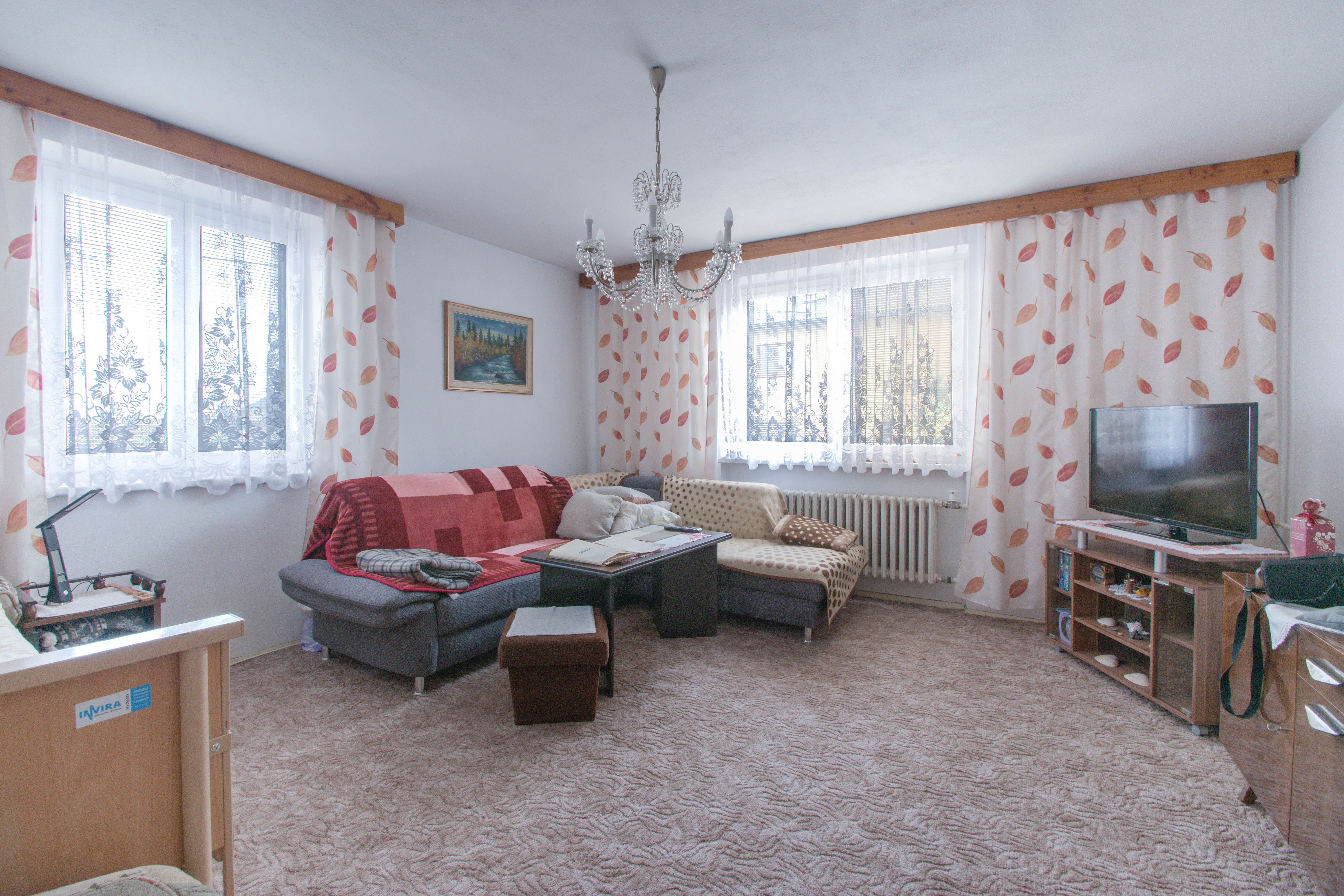 Prodej prostorného RD se zahradou a garáží v Náměšti na Hané - obrázek č.9
