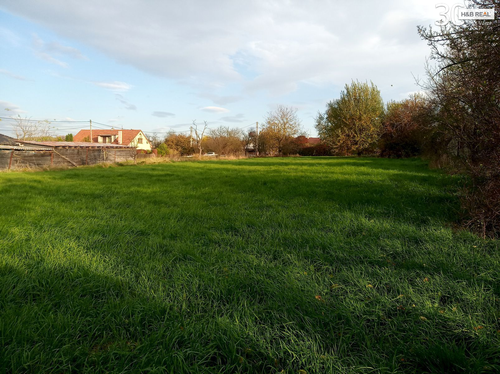 Prodej stavebního pozemku (Libhošť, 2080 m2) - titulní obrázek--