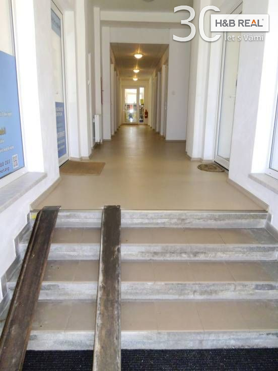 Pronájem kanceláře / ordinace (Hranice, 24+16 m2) - obrázek č.6