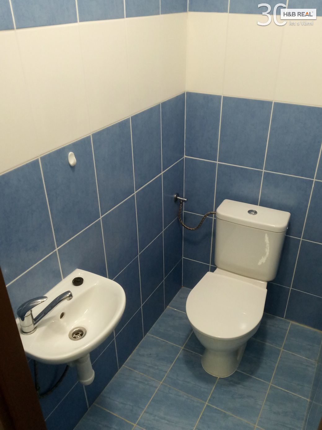 Pronájem kanceláře / ordinace (Hranice, 24+16 m2) - obrázek č.7