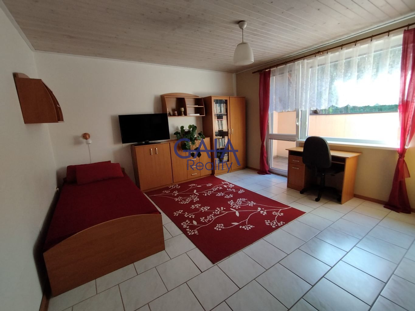 Dům u lesa, bazén, vlastní studna, dobrá dostupnost do Brna - obrázek č.5