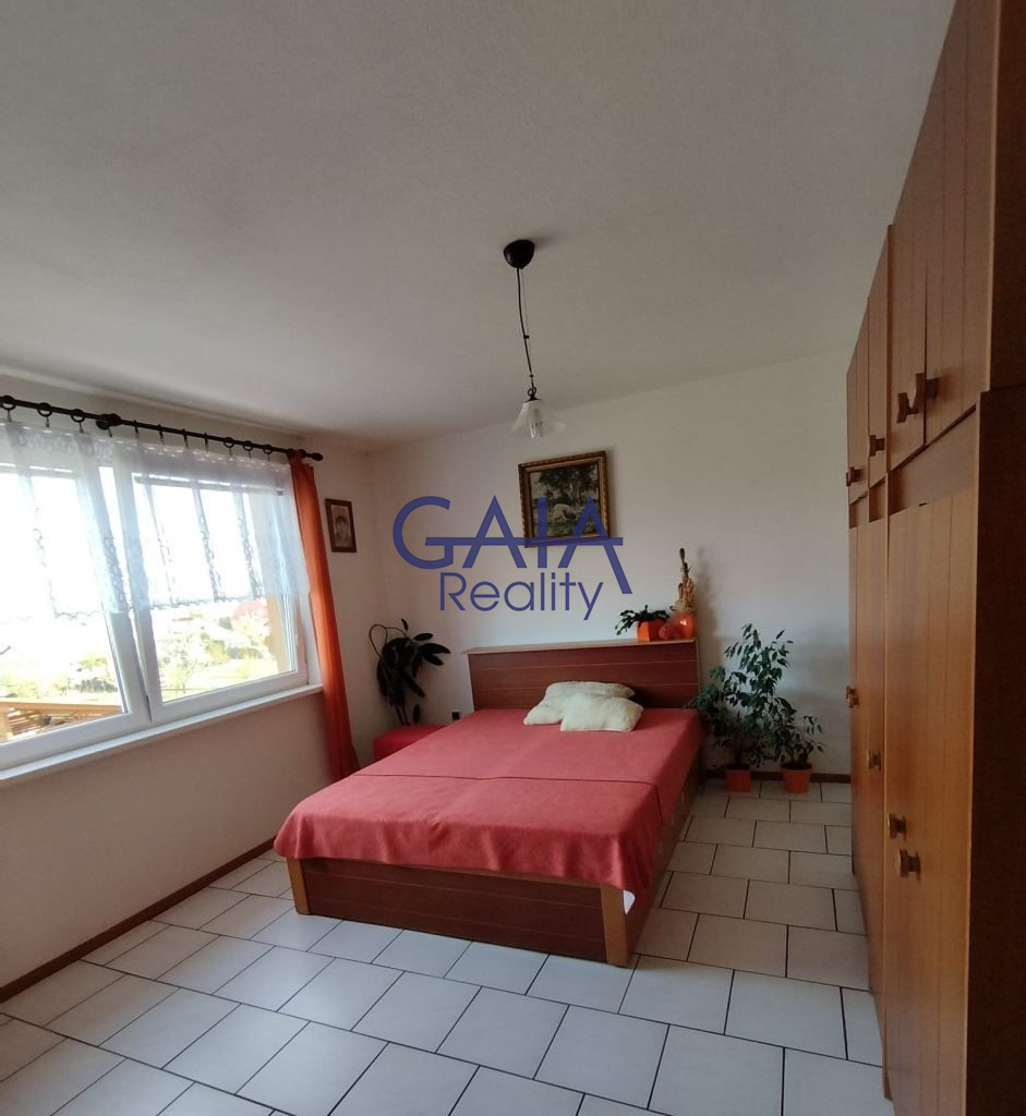 Dům u lesa, bazén, vlastní studna, dobrá dostupnost do Brna - obrázek č.6