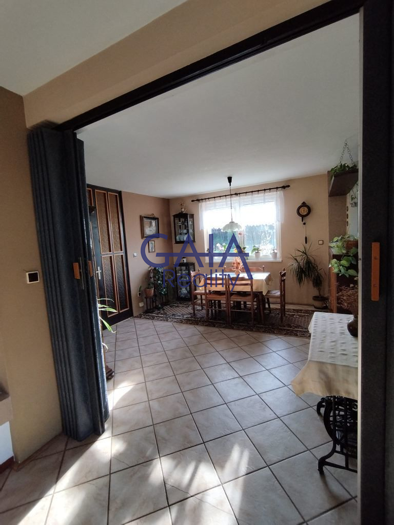 Dům u lesa, bazén, vlastní studna, dobrá dostupnost do Brna - obrázek č.19