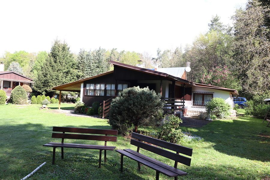Velká chata k bydlení, Hořice-Doubrava, okr. Jičín - obrázek č.2