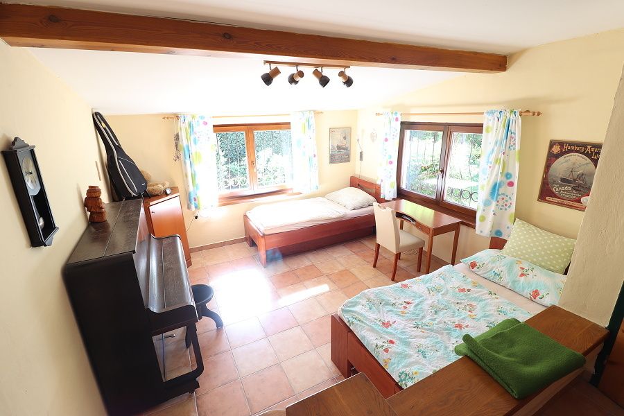 Velká chata k bydlení, Hořice-Doubrava, okr. Jičín - obrázek č.11