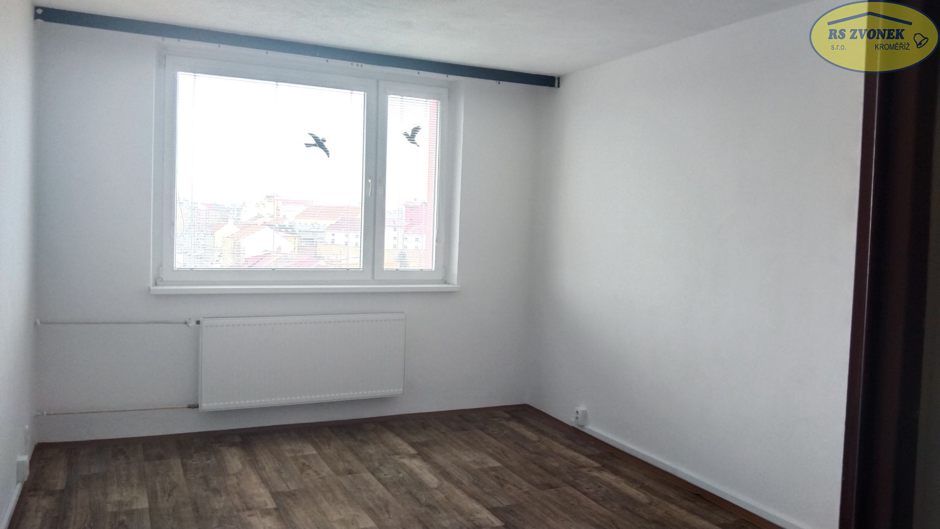 Pronájem BOV 1+kk Oskol, Kroměříž - titulní obrázek--
