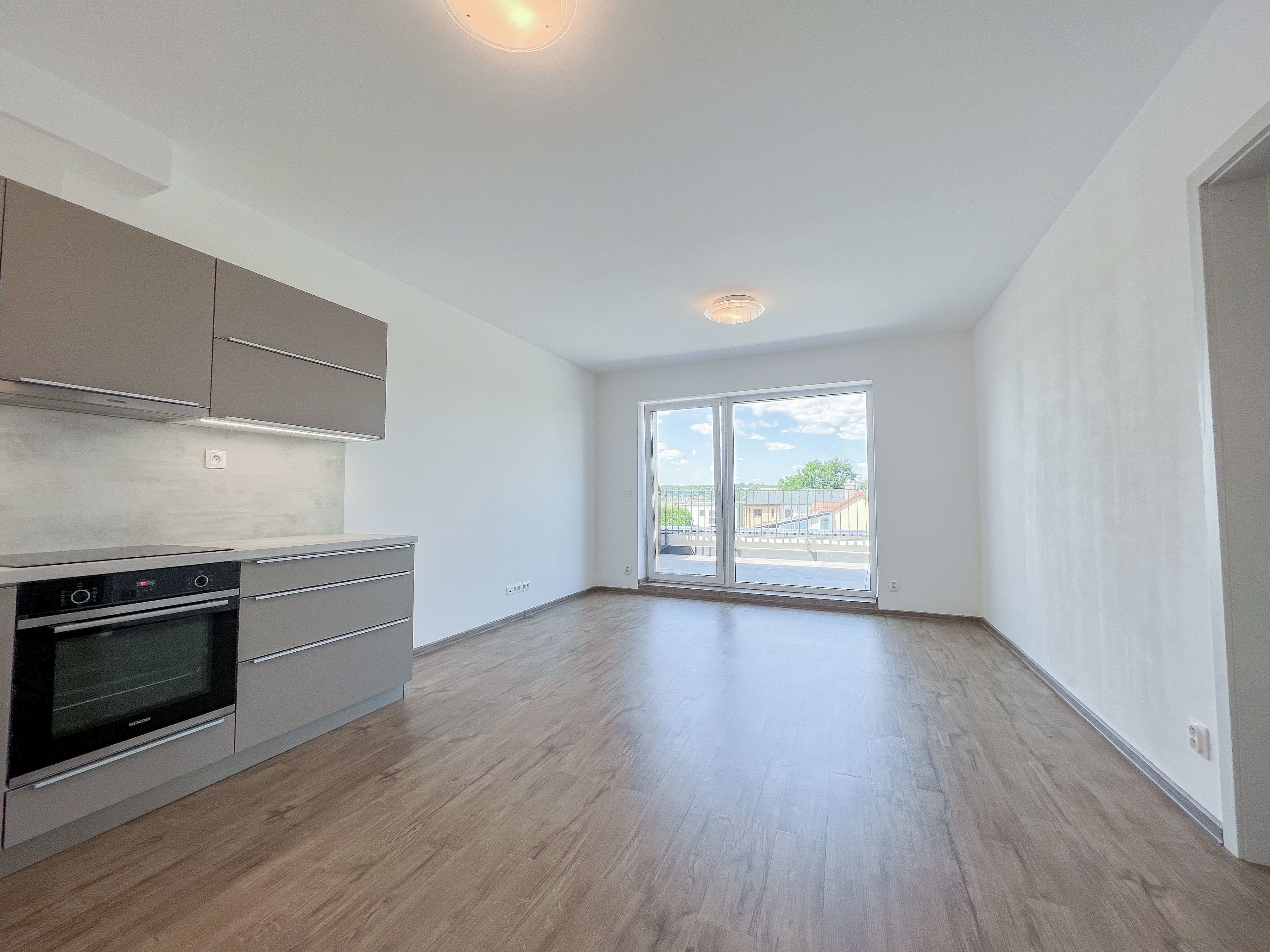Pronájem krásného bytu 3+kk v Olomouci, ul Dolní novosadská - obrázek č.2